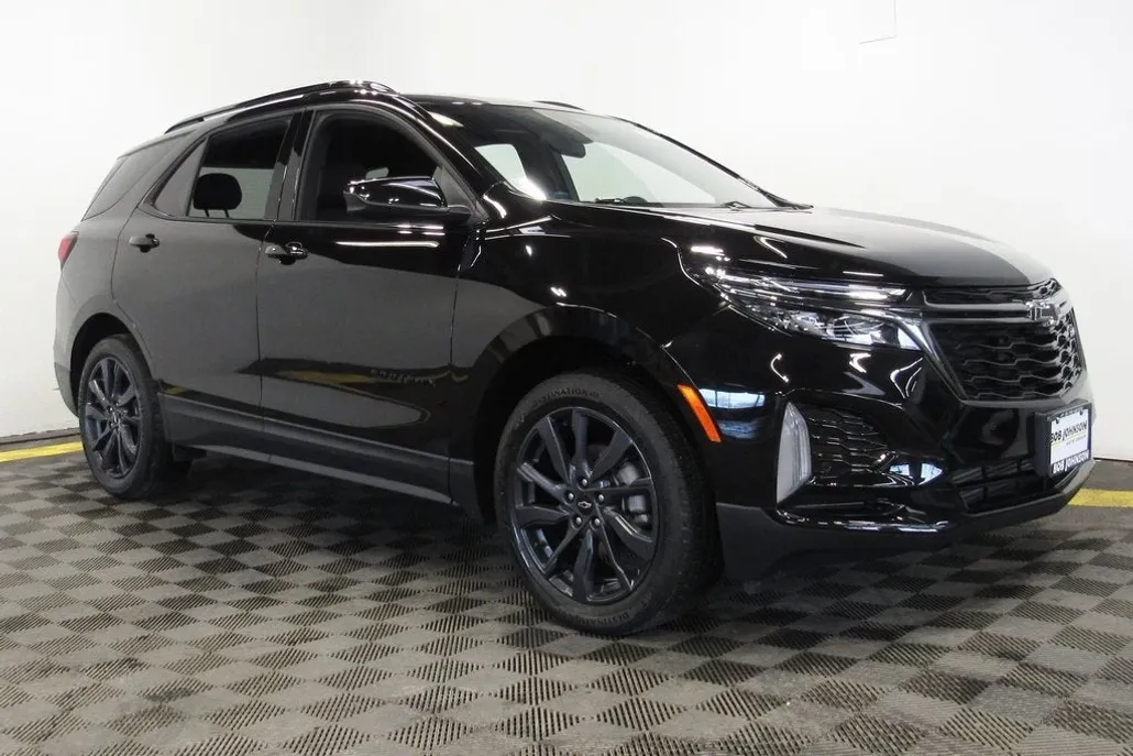 2024 Chevrolet Equinox RS photo 1