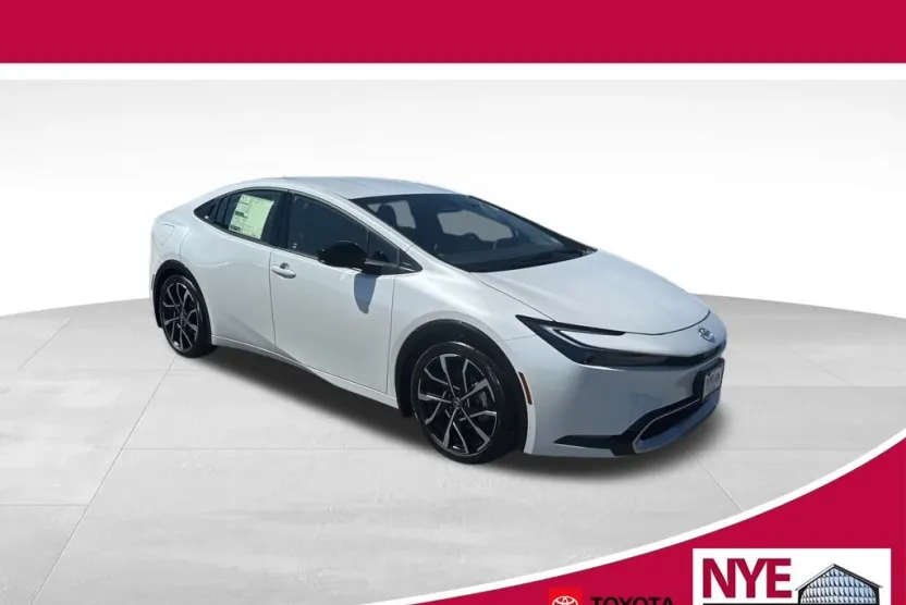 2025 Toyota Prius Plug-in Hybrid XSE photo 1