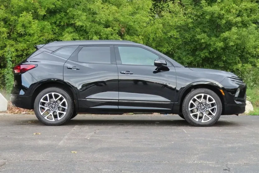 2024 Chevrolet Blazer RS photo 1