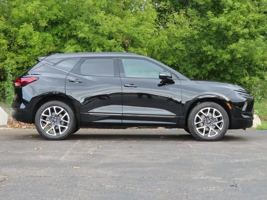 2024 Chevrolet Blazer RS photo 1