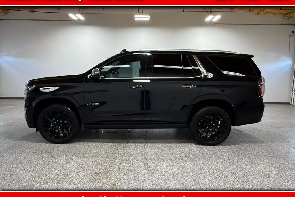2021 Chevrolet Tahoe Premier photo 1
