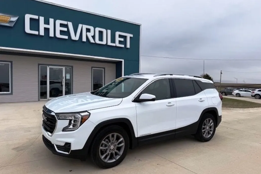 2024 Gmc Terrain SLT photo 1