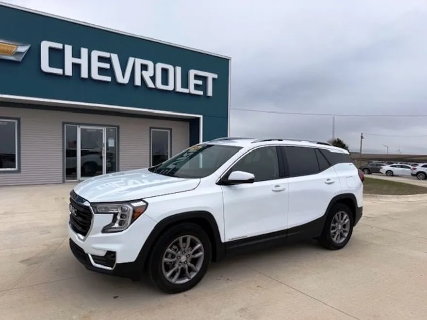 2024 Gmc Terrain SLT photo 1