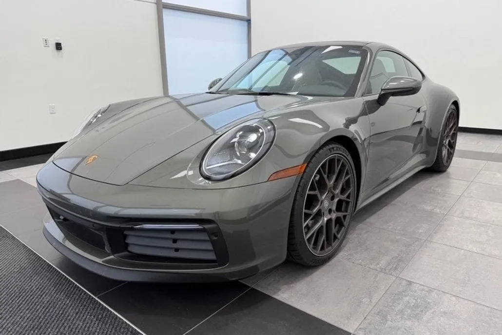 2024 Porsche 911 4S photo 1