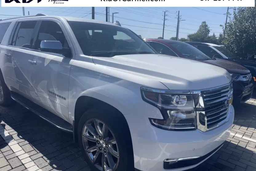 2017 Chevrolet Suburban Premier photo 1