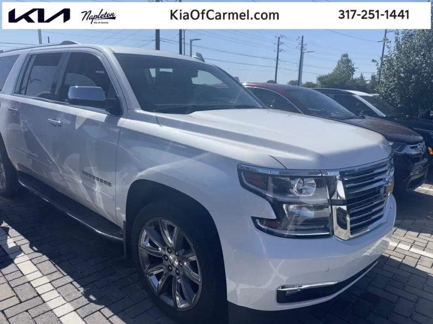 2017 Chevrolet Suburban Premier photo 1
