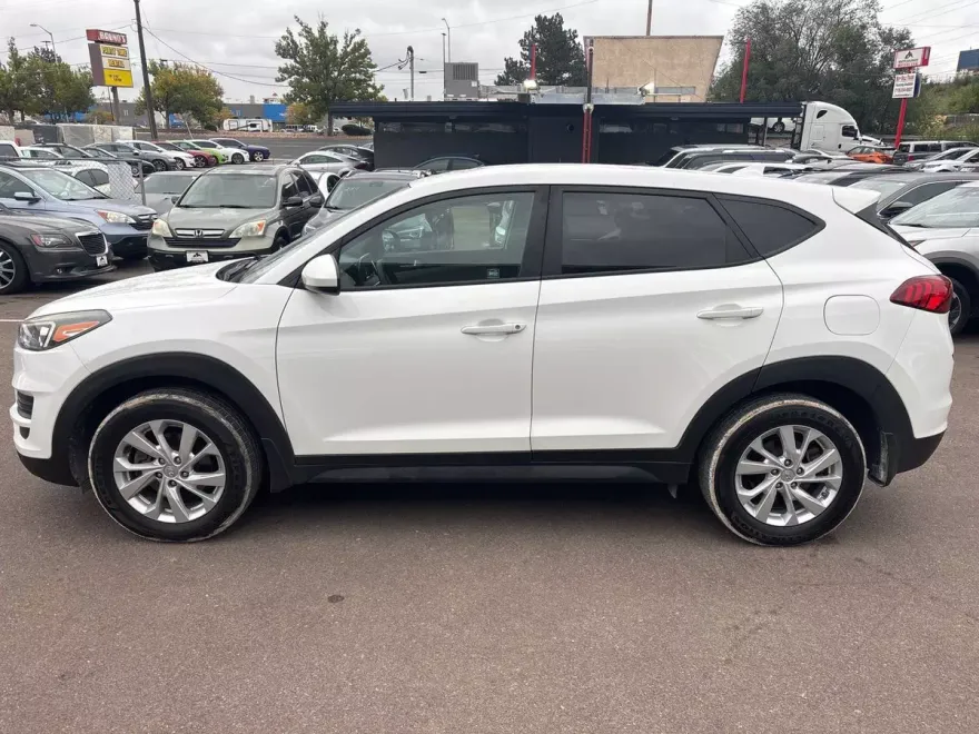 2020 Hyundai Tucson SE photo 1