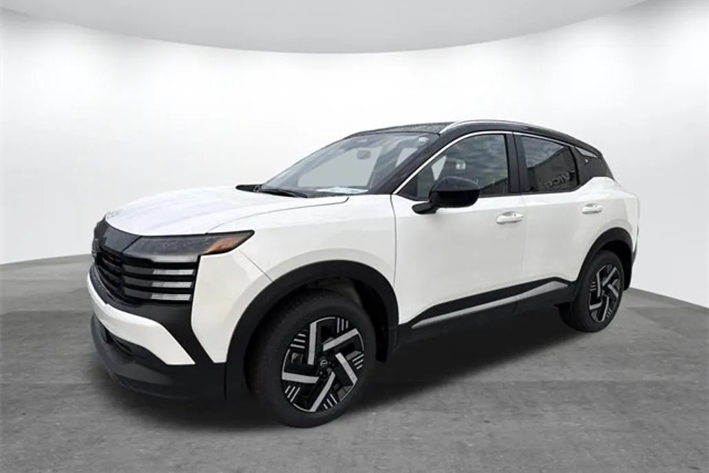 2026 Nissan Kicks SV photo 1