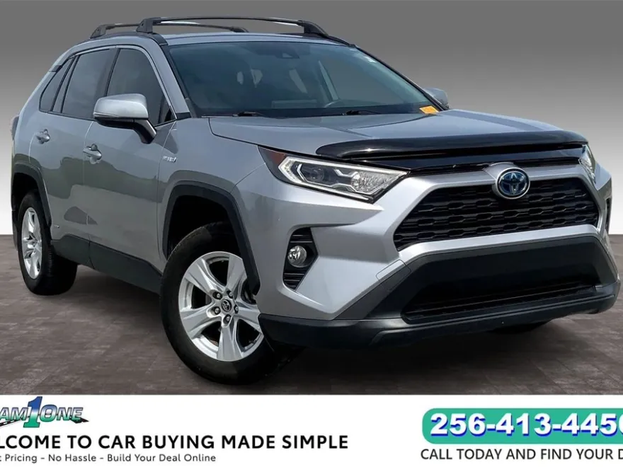 2019 Toyota RAV4 Hybrid XLE photo 1