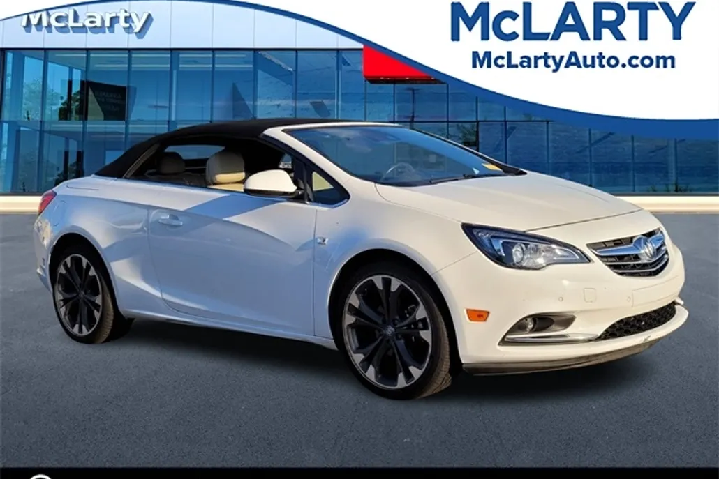 2017 Buick Cascada Premium photo 1