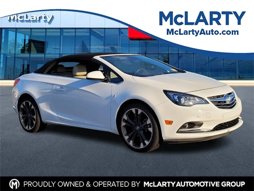 2017 Buick Cascada Premium photo 1