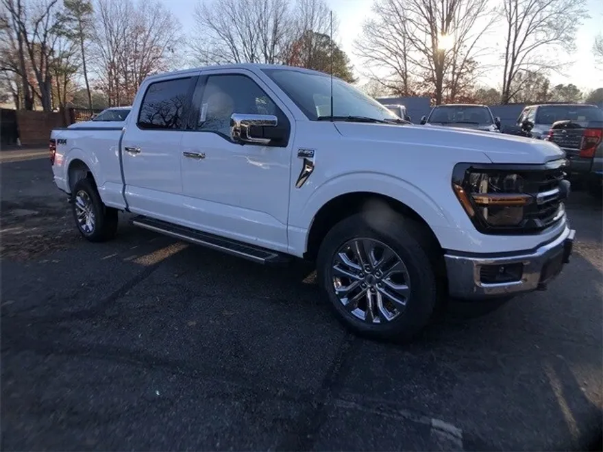2024 Ford F-150 XLT photo 1