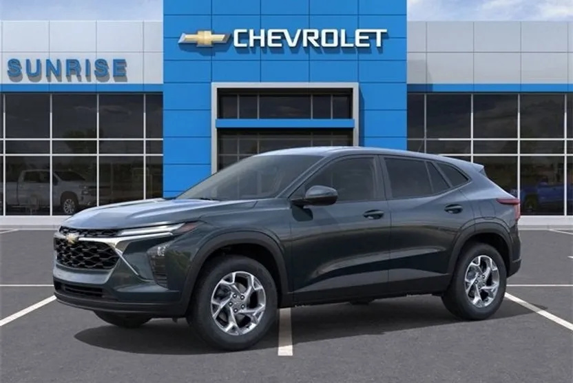 2026 Chevrolet Trax LS photo 1