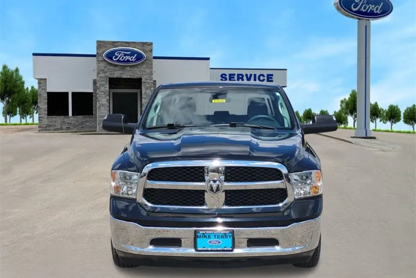 2023 Ram 1500 Classic SLT photo 1
