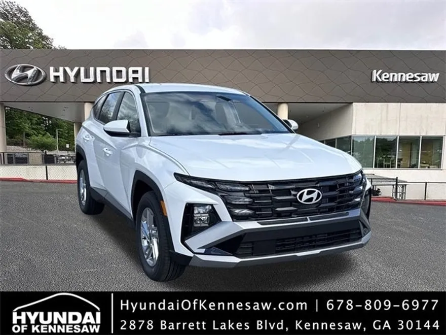2025 Hyundai Tucson SE photo 1