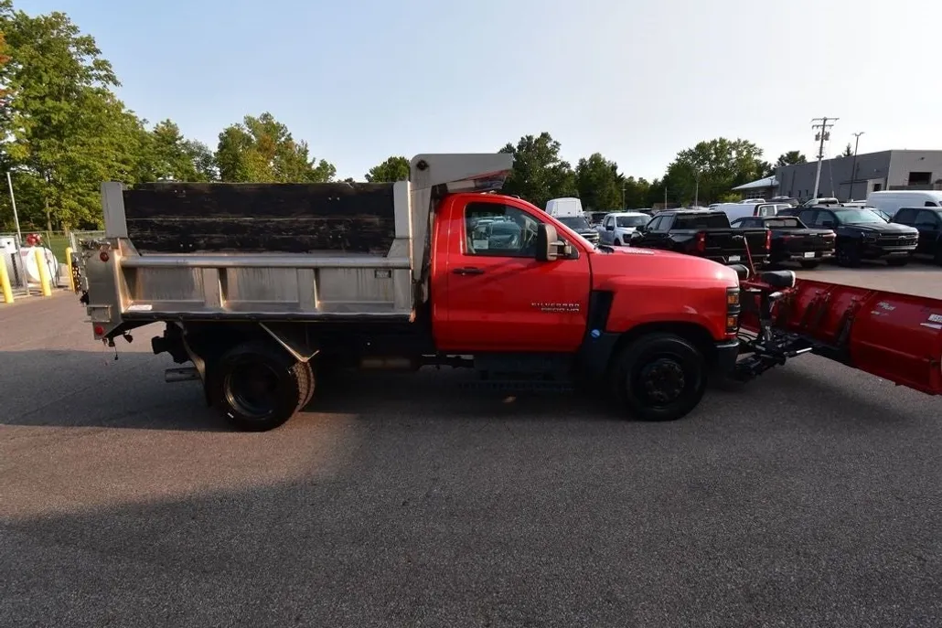2019 Chevrolet Silverado 4500HD Work Truck photo 1