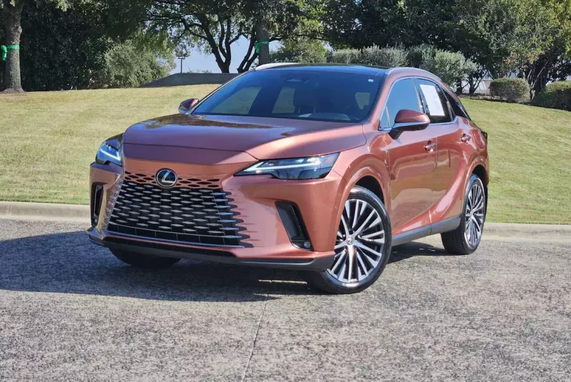 2023 Lexus RX Premium photo 1