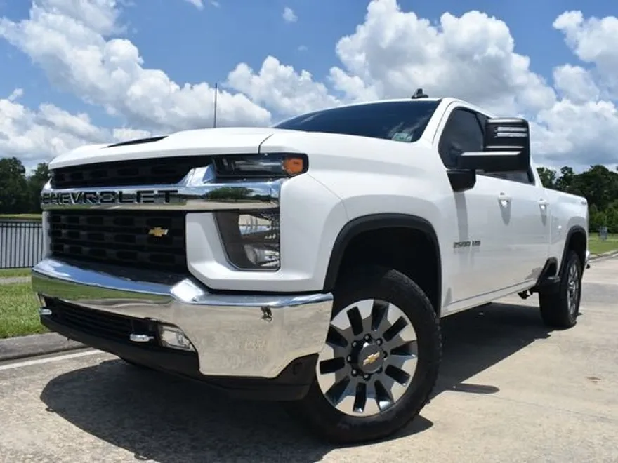 2023 Chevrolet Silverado 2500HD LT photo 1