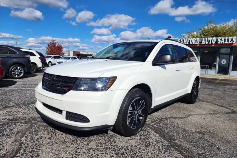 2017 Dodge Journey SE photo 1