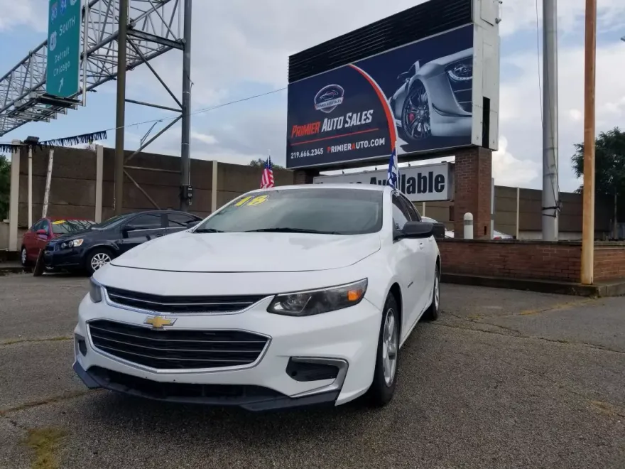 2018 Chevrolet Malibu LS photo 1