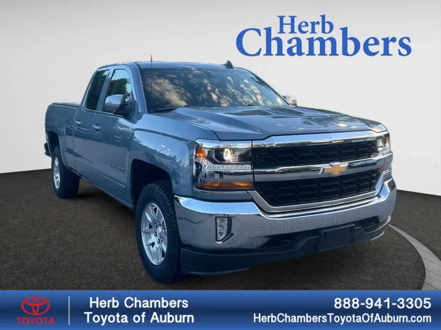 2016 Chevrolet Silverado 1500 LT photo 1