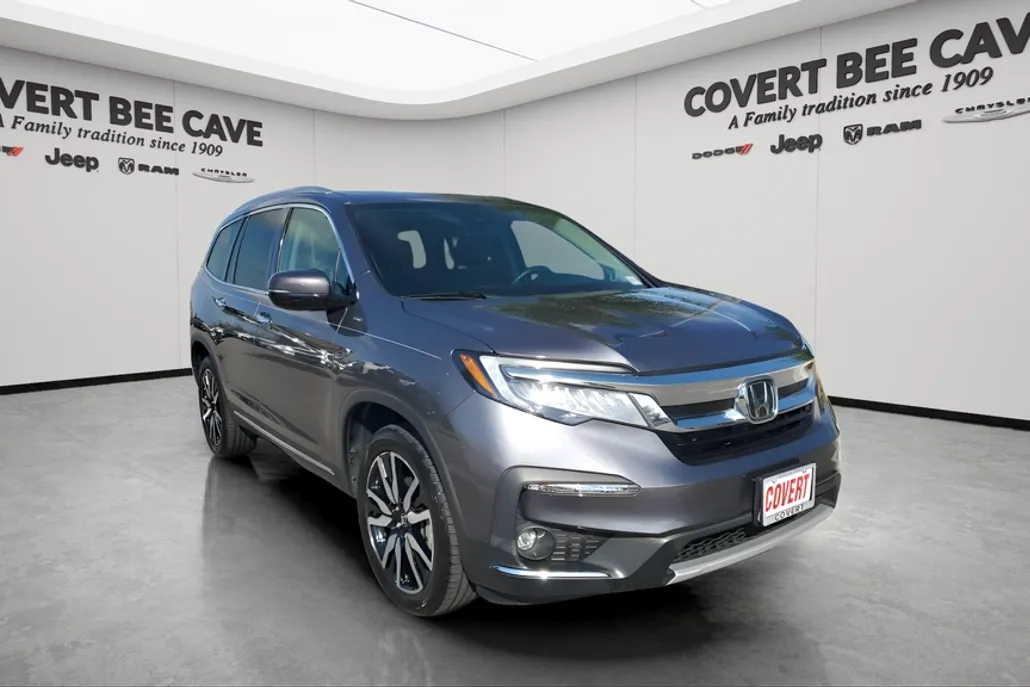 2022 Honda Pilot Touring photo 1
