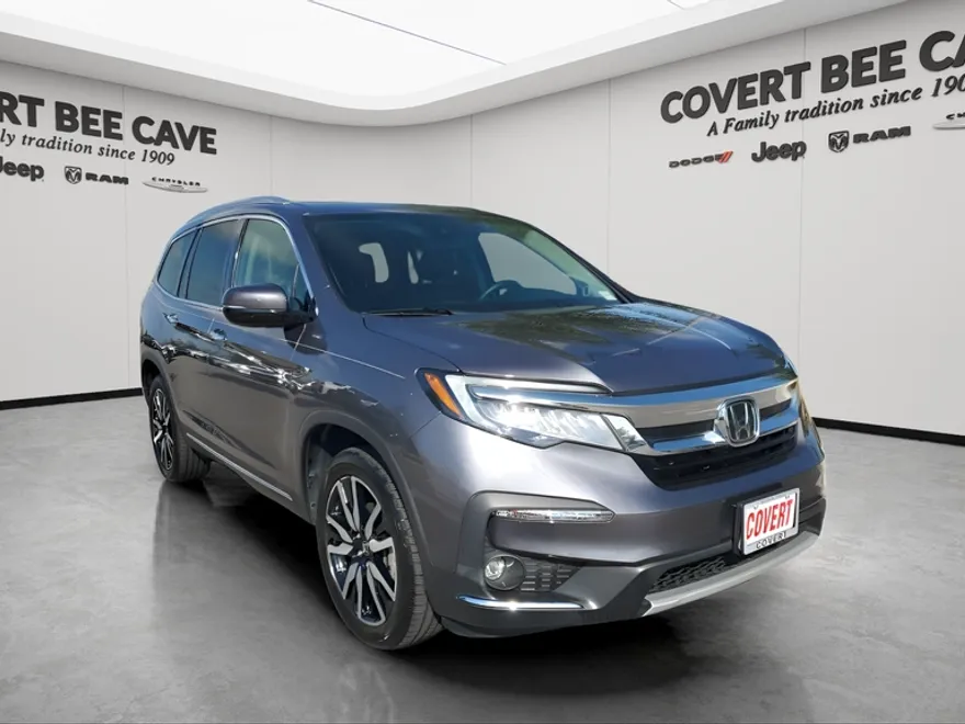 2022 Honda Pilot Touring photo 1