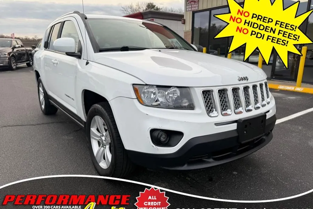 2014 Jeep Compass Latitude photo 1