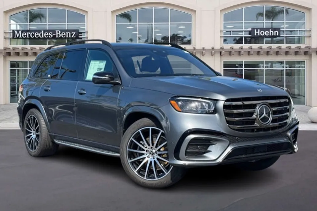 2025 Mercedes Benz GLS 580 4MATIC photo 1