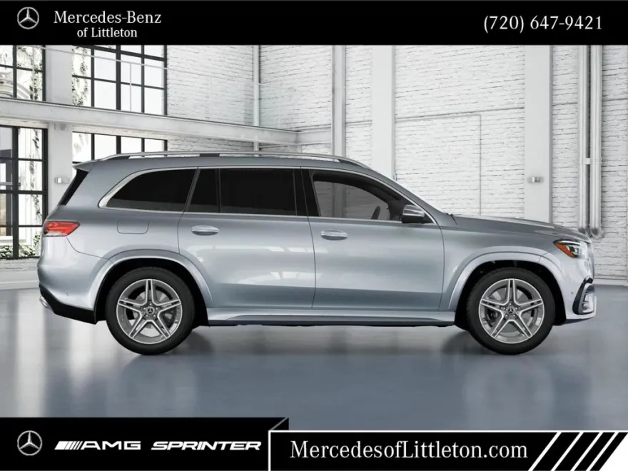 2025 Mercedes Benz GLS 450 4MATIC photo 1