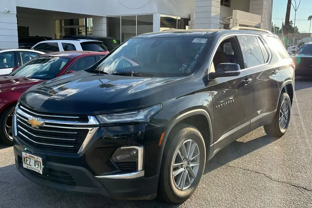 2023 Chevrolet Traverse Cloth 1LT photo 1