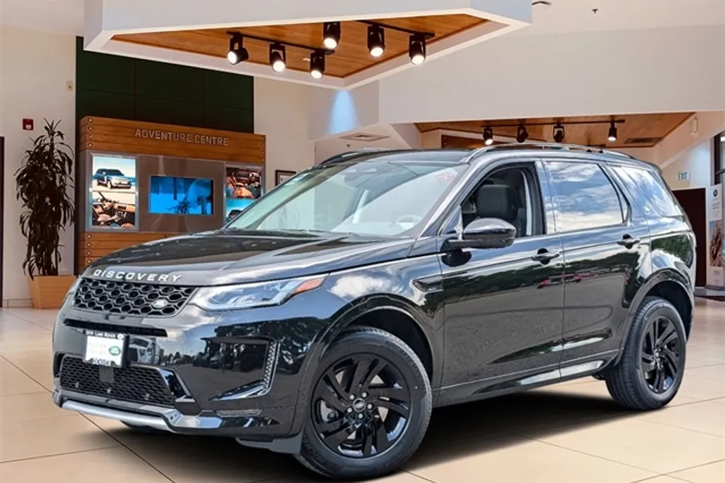 2024 Land Rover Discovery Sport S photo 1