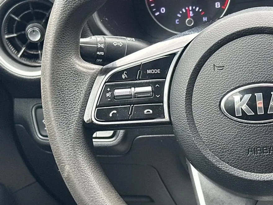 2021 Kia Forte FE photo 23