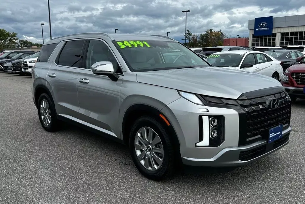 2024 Hyundai Palisade SEL photo 1