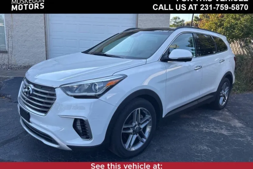 2017 Hyundai Santa Fe SE Ultimate photo 1