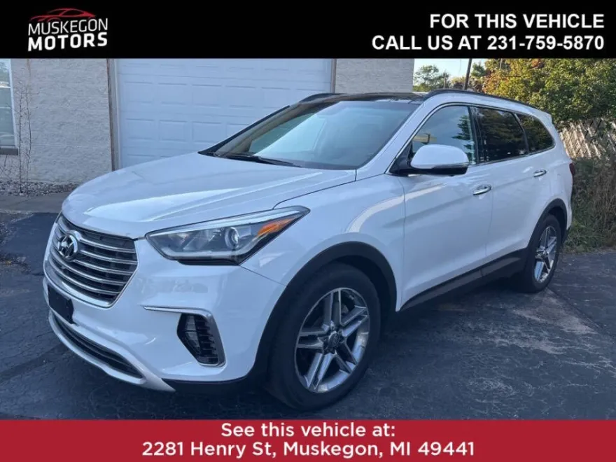 2017 Hyundai Santa Fe SE Ultimate photo 1