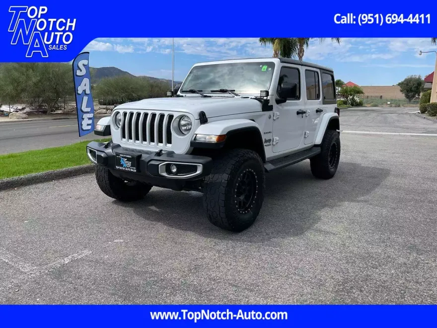 2018 Jeep Wrangler Unlimited Sahara photo 1