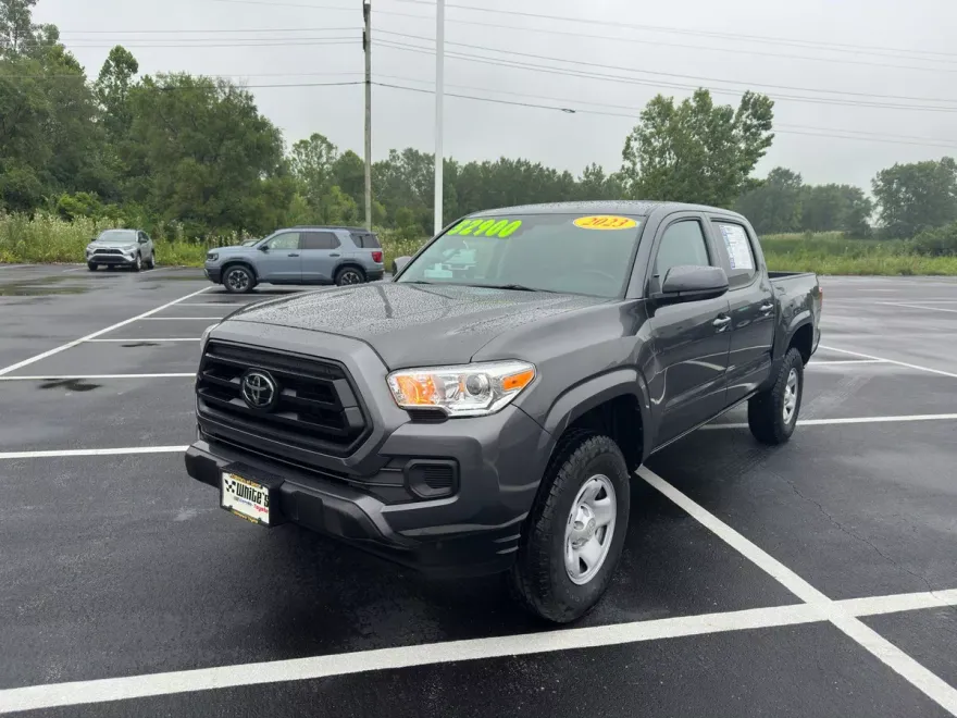 2023 Toyota Tacoma SR 4x4 Double Cab photo 1