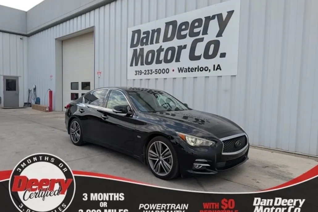 2016 Infiniti Q50 3.0t Premium photo 1