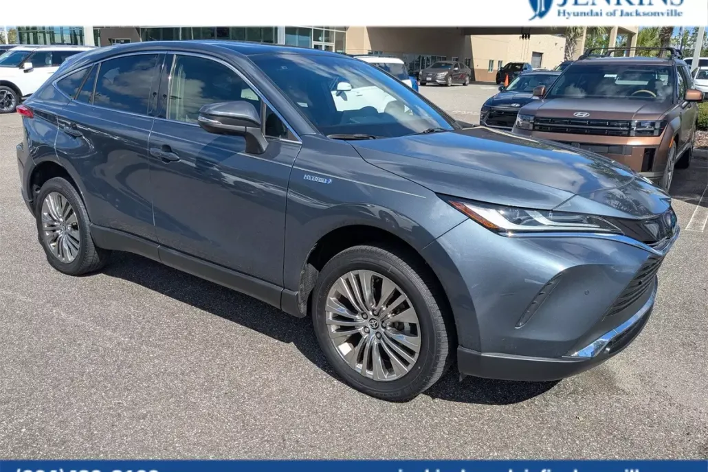 2021 Toyota Venza photo 1