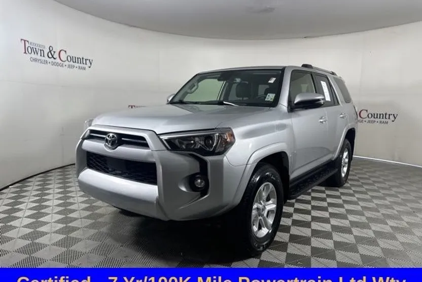 2024 Toyota 4Runner SR5 Premium photo 1