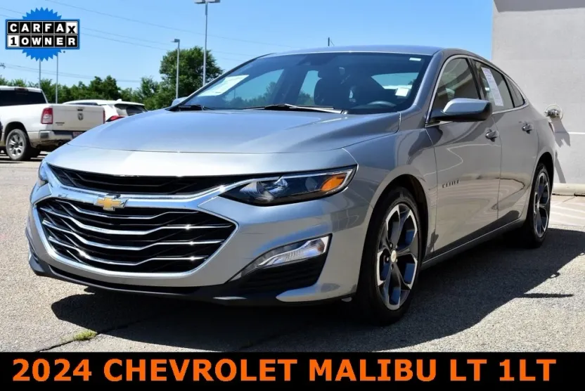 2024 Chevrolet Malibu 1LT photo 1