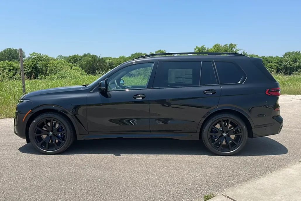 2026 Bmw X7 M60i photo 1