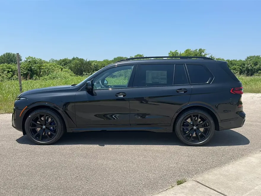 2026 Bmw X7 M60i photo 1