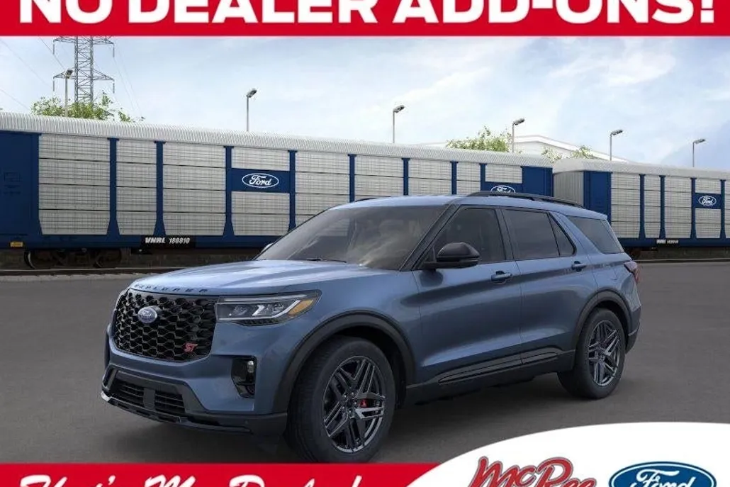 2025 Ford Explorer ST photo 1