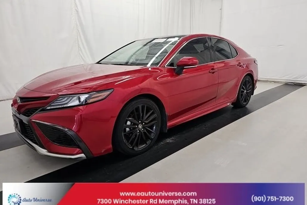2021 Toyota Camry XSE photo 1