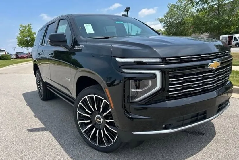 2025 Chevrolet Tahoe High Country photo 1
