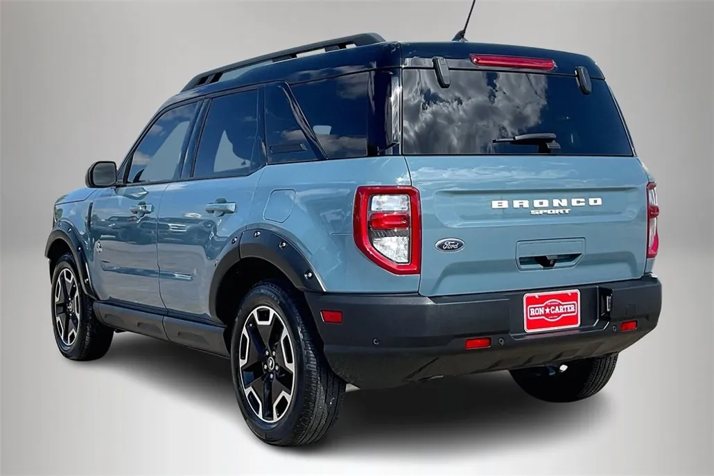 2023 Ford Bronco Sport Outer Banks photo 1