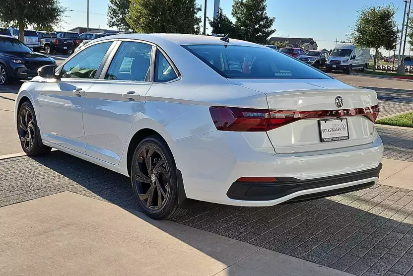 2026 Volkswagen Jetta 1.5T SE photo 1