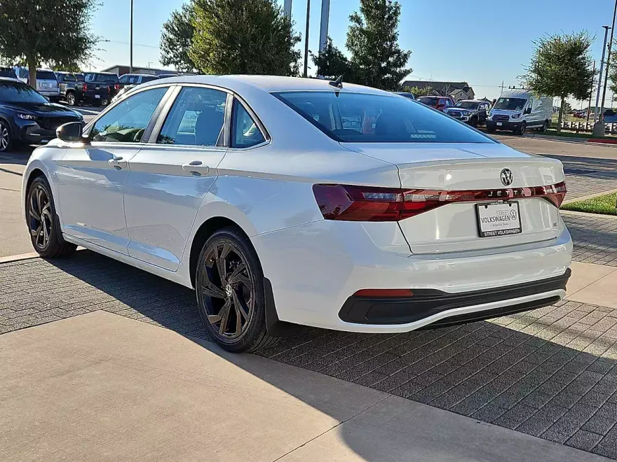 2026 Volkswagen Jetta 1.5T SE photo 1